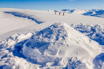 Making An Igloo